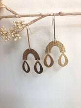 Load image into Gallery viewer, Arch Swing Earrings

